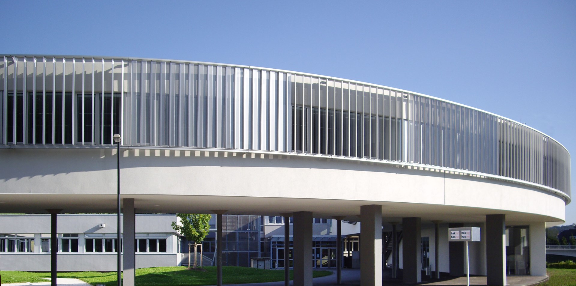 05.jpg