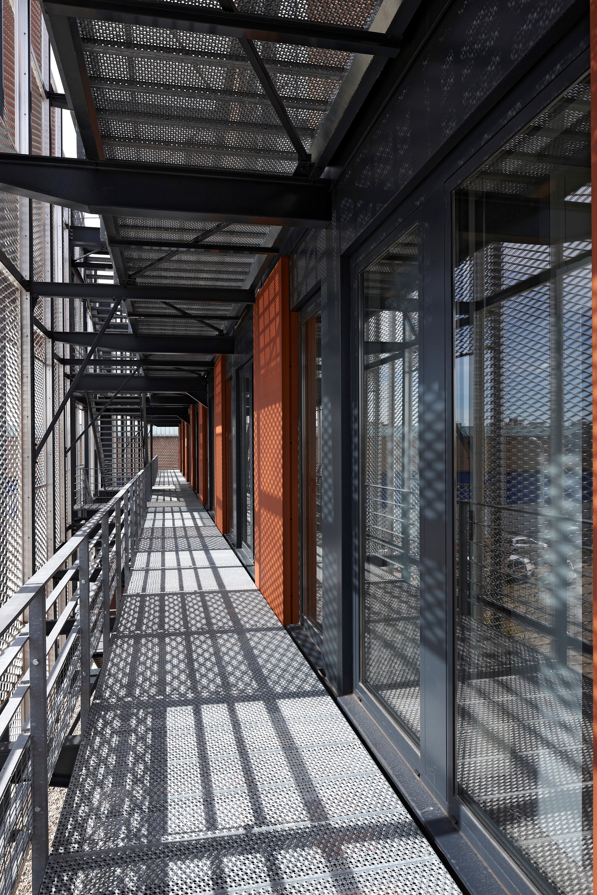 Atrium-2012-05-055.jpg