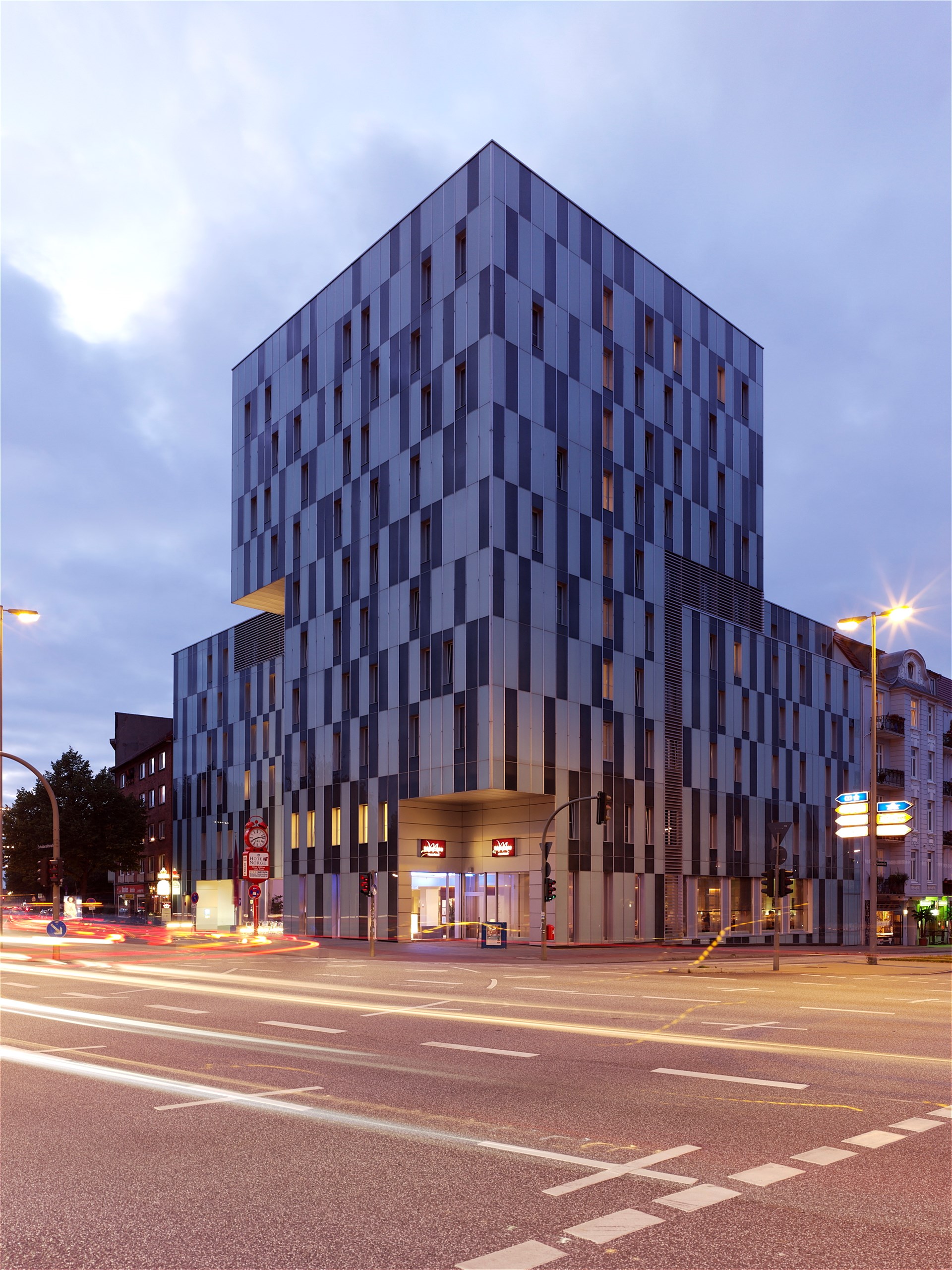 MERCURE 16.jpg