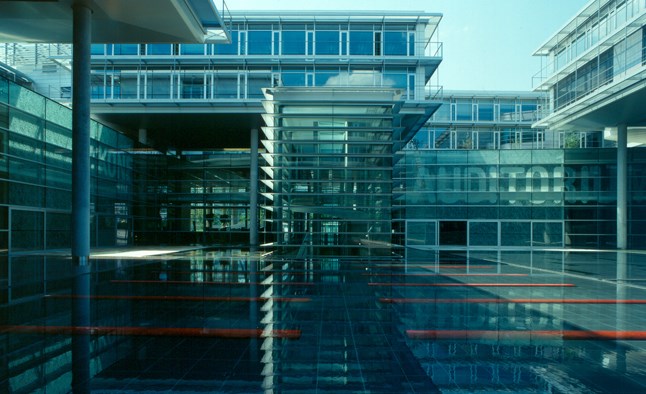 gallery_swiss-re-10.jpg