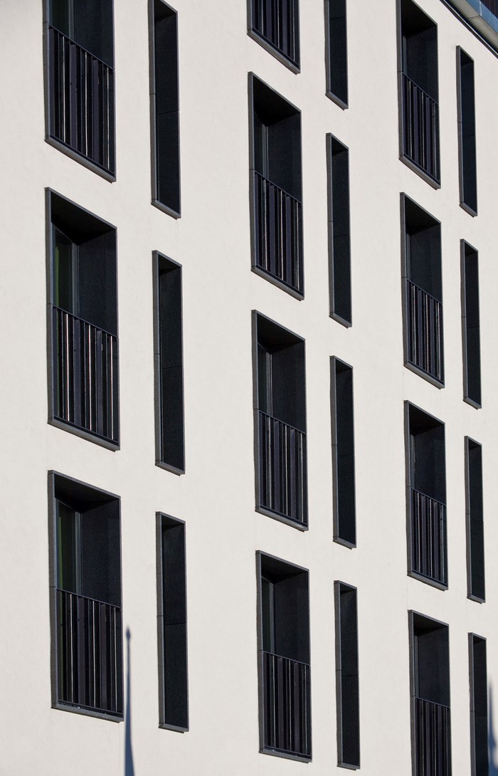 Avalon_Hotel_ext-31.jpg