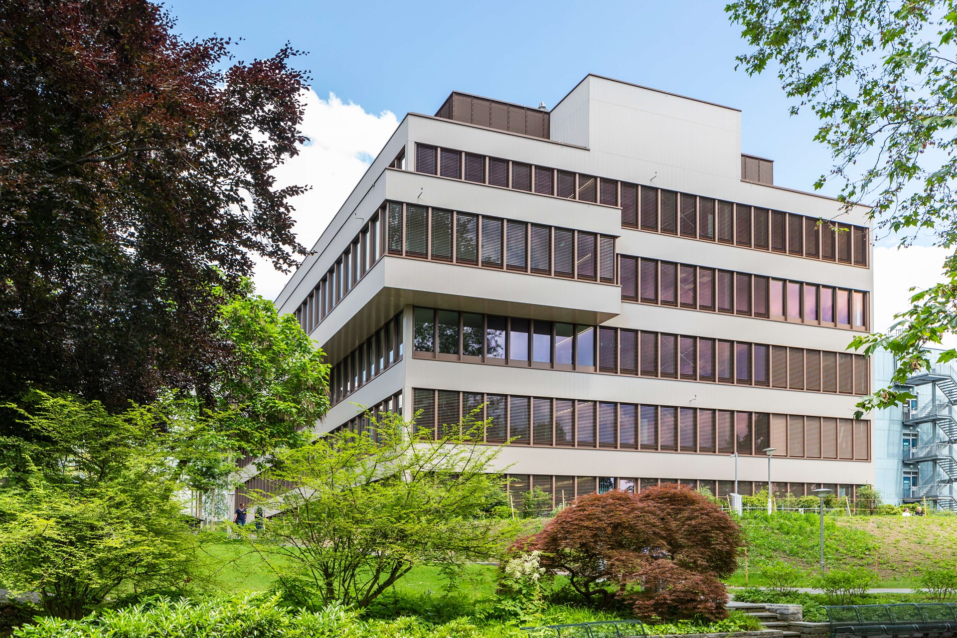 12372_28929_1560758433_usz-technikzentrale-tz-sued2-modulbau-sued2-im-park-jpg.jpg